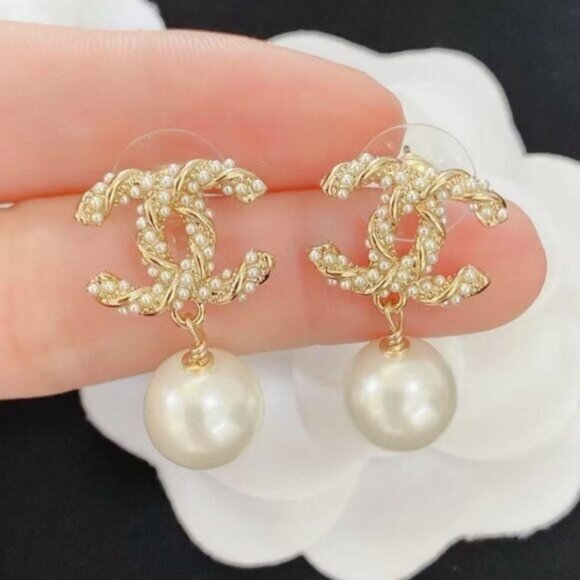 Strass Gold CC Stud Earrings - Picture 1 of 5